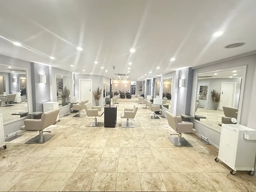 Willow Hair Salon — Hairdresser in London